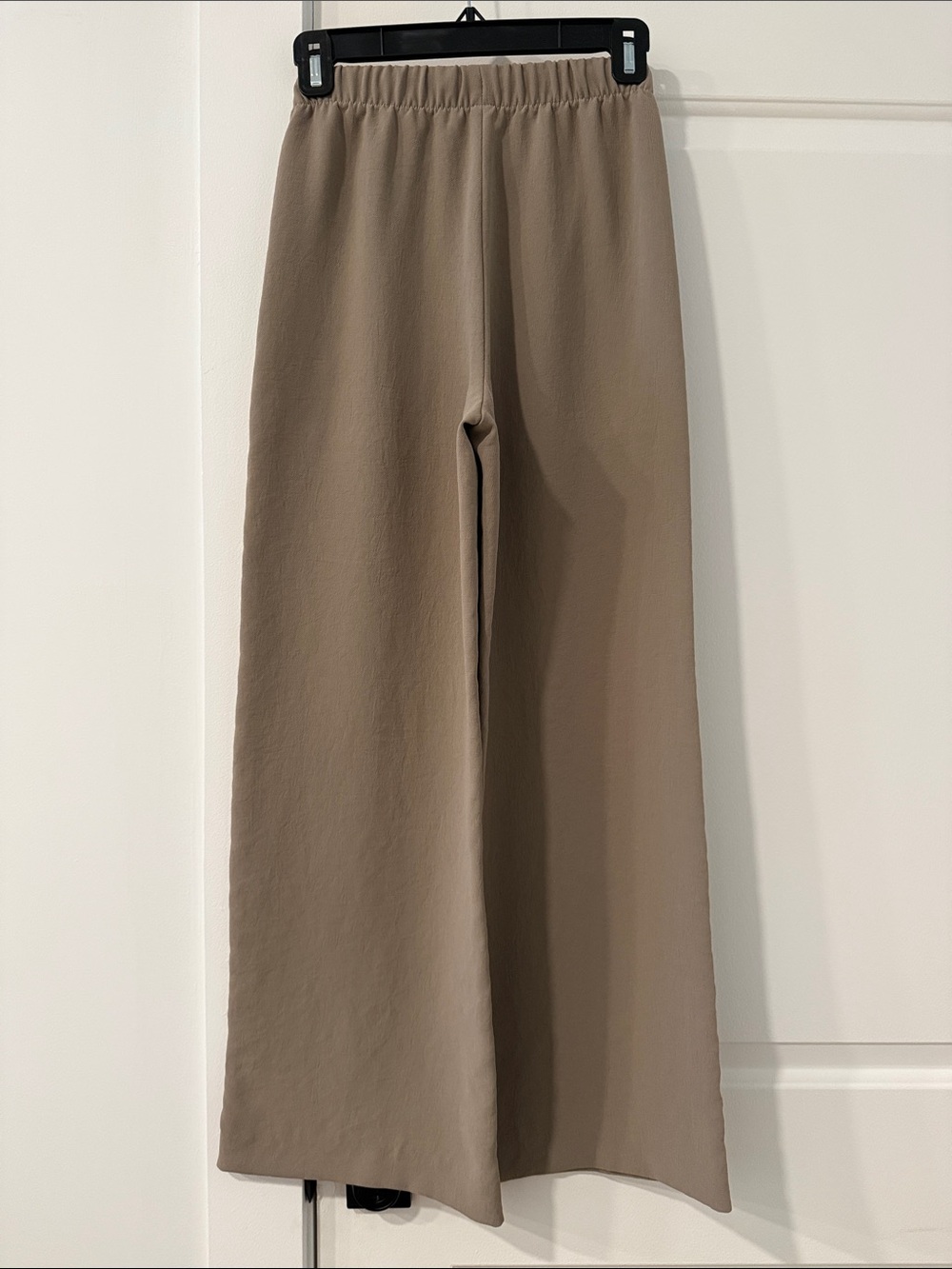 Aritzia Crepette Lodge Pants — Taupe - Picture 3 of 3